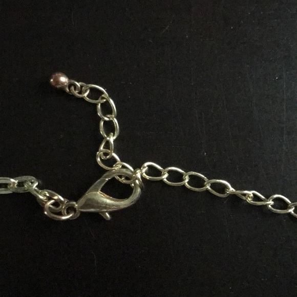 Necklace & Earrings - Picture 3 of 4